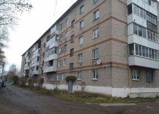 Продам 2-ком. квартиру, 40 м2, поселок городского типа Голынки, улица Мира, 5