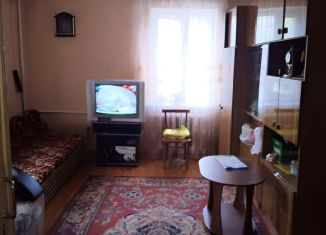 Продаю 2-комнатную квартиру, 47 м2, Зерноград, Социалистическая улица, 32