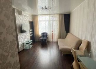 Сдается 1-комнатная квартира, 50 м2, Екатеринбург, улица Радищева, 18, ЖК Аквамарин
