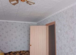 Продается трехкомнатная квартира, 59.4 м2, поселок Новоспасский, улица Ленина, 15