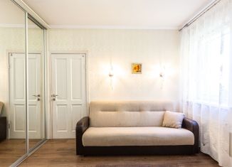 3-комнатная квартира в аренду, 70 м2, Зеленоградск, улица Потёмкина, 16
