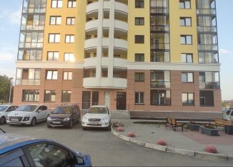 Сдам двухкомнатную квартиру, 50 м2, Свердловская область, улица Александра Козицына, 14