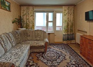 2-комнатная квартира на продажу, 50.4 м2, поселок городского типа Алексеевка, Невская улица, 27