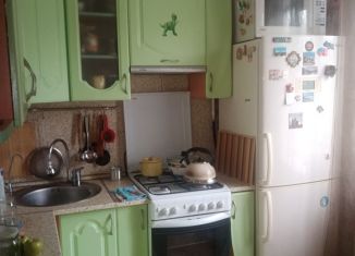 Сдаю трехкомнатную квартиру, 58 м2, Азов, улица Мира, 5