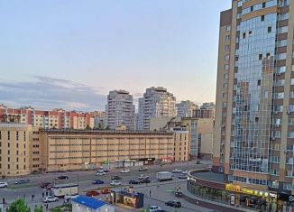 Продам 2-ком. квартиру, 55 м2, Воронеж, улица Шишкова, 142, ЖК Московский Квартал