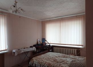 Продается 1-ком. квартира, 30.5 м2, Михайловка, Республиканская улица, 22