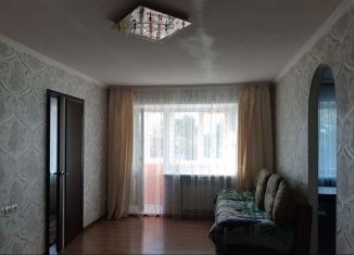 Сдаю в аренду двухкомнатную квартиру, 42 м2, Канаш, проспект Ленина, 1
