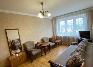Аренда однокомнатной квартиры, 40 м2, Владикавказ, улица Гадиева, 58