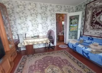 Продам 2-комнатную квартиру, 43.3 м2, посёлок Бобровский, улица Дёмина, 45