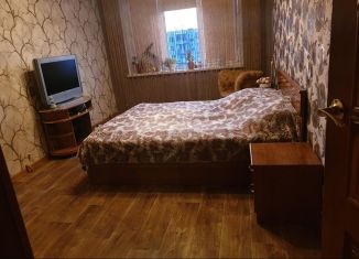 Продается 3-комнатная квартира, 64 м2, деревня Яковлевское, деревня Яковлевское, 130