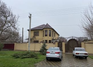 Продам дом, 137.6 м2, село Дивное, улица Блинова, 3