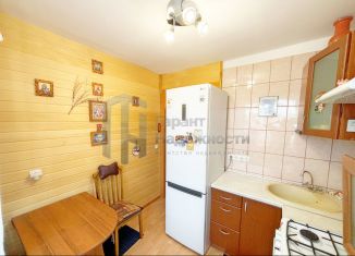 2-комнатная квартира на продажу, 44.3 м2, Мурманск, Приморская улица, 1