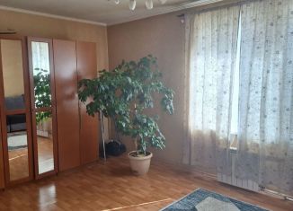 1-комнатная квартира на продажу, 30 м2, Омск, улица Серова, 6