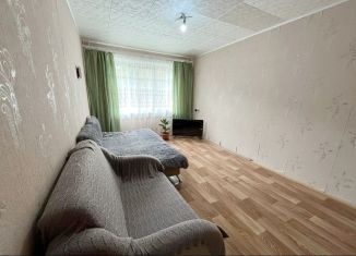Продаю 1-комнатную квартиру, 30 м2, Челябинская область, Ереванская улица, 20