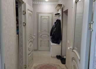 Продам 2-комнатную квартиру, 55 м2, Грозный, улица Пугачёва, 184А