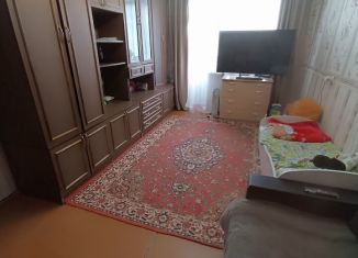 Продаю 2-комнатную квартиру, 46 м2, Волгоградская область, проспект Столетова, 48