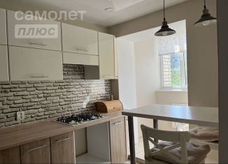 Продается двухкомнатная квартира, 51.1 м2, Курская область, Семёновская улица, 82А