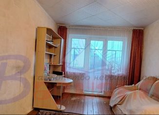 Продаю 2-комнатную квартиру, 47.5 м2, Челябинская область, улица Карпенко, 11