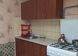 Продажа 2-ком. квартиры, 56 м2, Йошкар-Ола, улица Матросова, 33, Октябрьский микрорайон