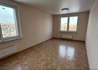 Продается трехкомнатная квартира, 75.9 м2, Киров, Березниковский переулок, 38Ак1