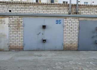 Продаю гараж, 30 м2, Астраханская область, улица Куликова, 79А