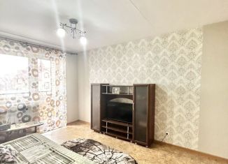 Продаю однокомнатную квартиру, 29 м2, Карпинск, Почтамтская улица, 35