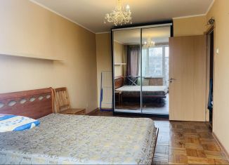 Двухкомнатная квартира в аренду, 55 м2, Санкт-Петербург, улица Крыленко, 33к1