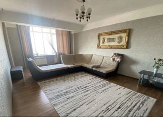 Продаю 3-комнатную квартиру, 120 м2, Махачкала, проспект Али-Гаджи Акушинского, 383