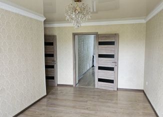 Трехкомнатная квартира на продажу, 65 м2, Грозный, улица Дьякова, 1Б, 3-й микрорайон