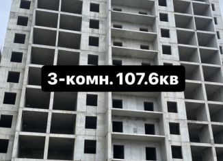 Продается трехкомнатная квартира, 107.6 м2, Грозный, улица У.А. Садаева, 14