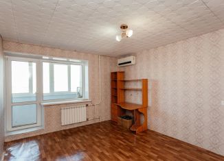 Продается трехкомнатная квартира, 60.1 м2, Волгоград, улица Героев Малой Земли, 51