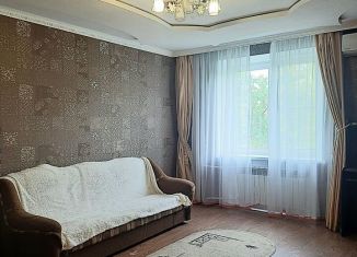 Сдается двухкомнатная квартира, 41 м2, Таганрог, улица Пархоменко, 58-1