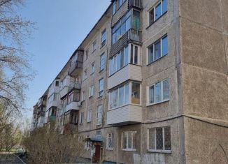 Продаю 3-комнатную квартиру, 50 м2, Омская область, улица 50 лет Профсоюзов, 93