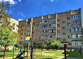 Аренда трехкомнатной квартиры, 64 м2, Ставрополь, улица Ашихина, 5