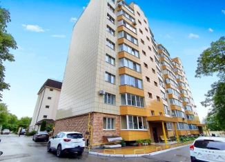 Продается 2-комнатная квартира, 66 м2, Пятигорск, улица Людкевича, 9к1