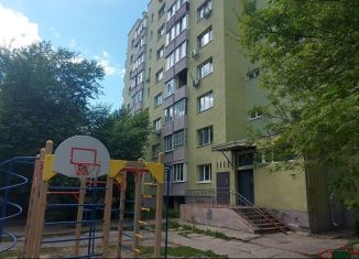 Сдается двухкомнатная квартира, 41 м2, Пензенская область, Фабричная улица, 11