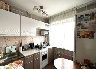 Двухкомнатная квартира на продажу, 46 м2, Иркутская область, улица Марии Ульяновой, 15