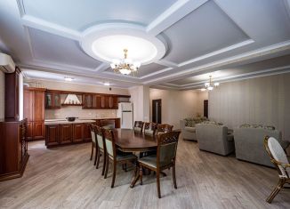 Продается двухкомнатная квартира, 130 м2, Краснодар, Арбатская улица, 14