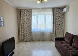 Продается однокомнатная квартира, 45.6 м2, Ульяновск, Железнодорожная улица, 45