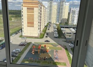 Сдам двухкомнатную квартиру, 60 м2, Челябинская область, улица Архитектора Александрова, 2