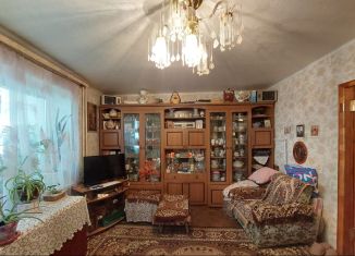 Продается трехкомнатная квартира, 70.5 м2, Ростовская область, Берёзовая улица, 10