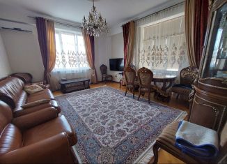 Продаю 3-комнатную квартиру, 116 м2, Махачкала, улица Гайдара Гаджиева, 22А