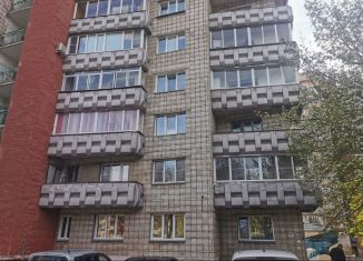 Продам 2-ком. квартиру, 64 м2, Железногорск, проспект Курчатова, 60