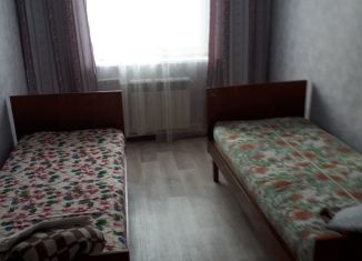 Сдам 4-комнатную квартиру, 62 м2, Кемеровская область, улица Серафимовича, 16