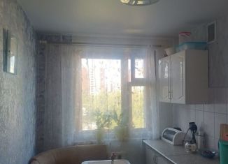 Сдам двухкомнатную квартиру, 60 м2, Нижний Новгород, улица Строкина