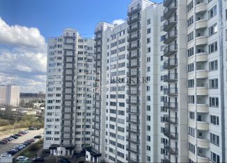 Продажа трехкомнатной квартиры, 81 м2, Лобня, улица Чайковского
