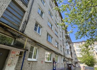 Продаю 2-комнатную квартиру, 42.3 м2, Нижегородская область, проспект Героев, 43