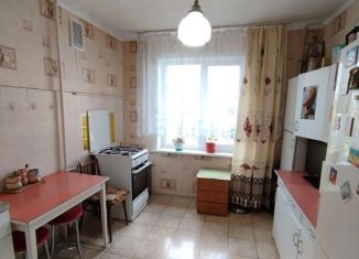 Трехкомнатная квартира на продажу, 58 м2, Самарская область, проспект Кирова, 383