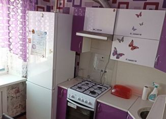 Сдам в аренду 1-ком. квартиру, 35 м2, Карталы, улица Славы, 10