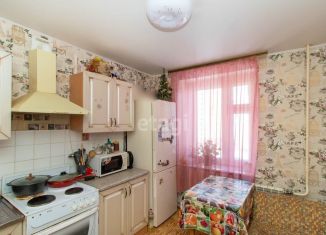 Трехкомнатная квартира на продажу, 58.6 м2, Тюменская область, улица Щербакова, 142к3